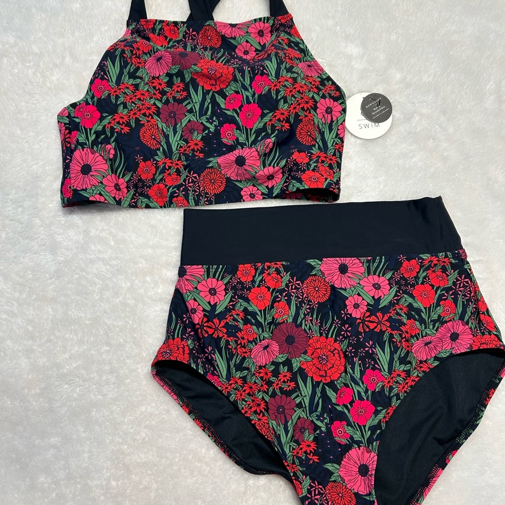 DownEast Floral Swim Set - Black and Red